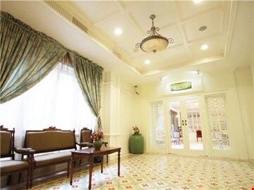 Lelux Plastic Surgery Hospital